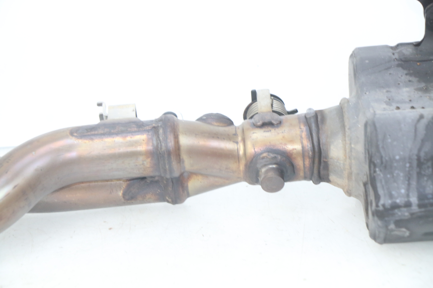 photo de EXHAUST PIPE SUZUKI GSX-R GSXR 750 (2011 - 2016) - Technical close-up