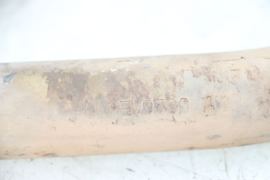 photo de EXHAUST PIPE HONDA NTV DEAUVILLE ABS 700 (2007 - 2016) - Zoom on usage condition