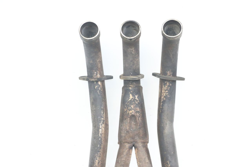 photo de EXHAUST MANIFOLD TRIUMPH SPEED TRIPLE T301 900 (1994 - 1996) - Distinctive features