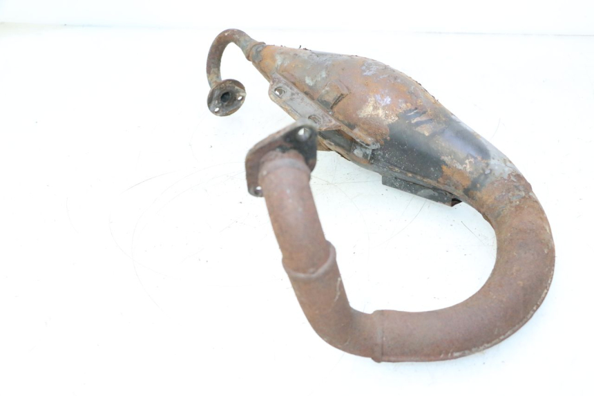 photo de EXHAUST PIPE PEUGEOT TREKKER 50 (1995 - 2004) - Zoom on usage condition