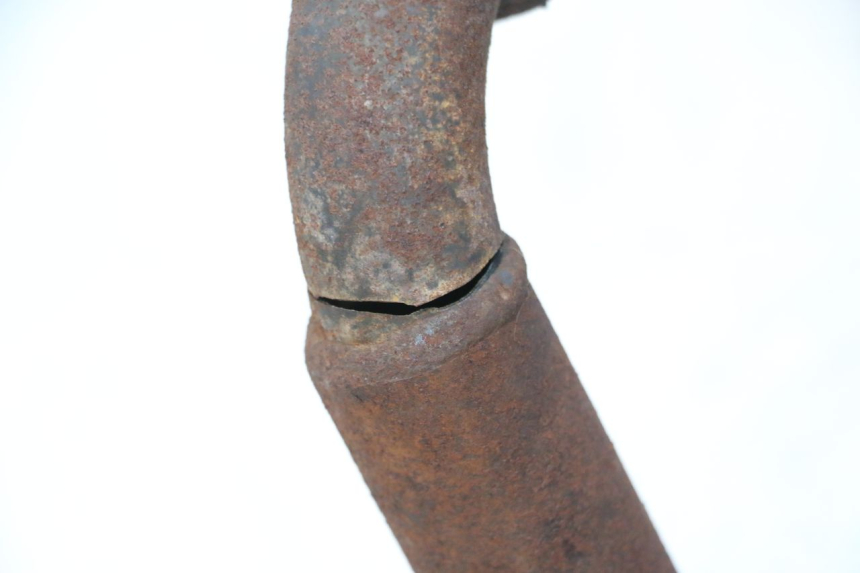 photo de EXHAUST PIPE PEUGEOT TREKKER 50 (1995 - 2004) - Zoom on usage condition