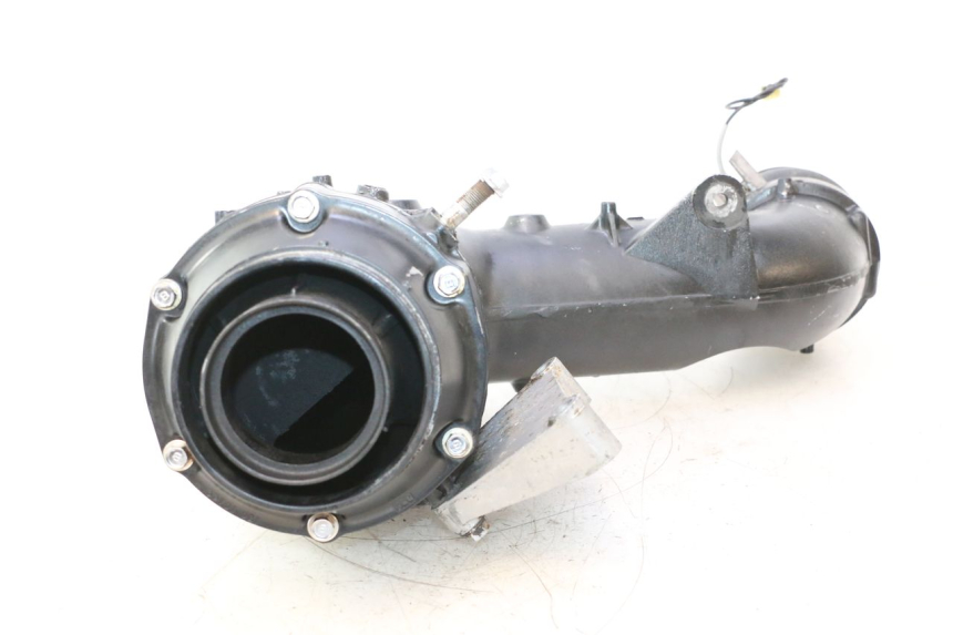photo de EXHAUST PIPE YAMAHA WAVE RUNNER GP R 1200 (2000 - 2003) - Component zoom