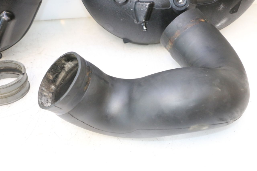 photo de EXHAUST PIPE YAMAHA WAVE RUNNER GP R 1200 (2000 - 2003) - Main view
