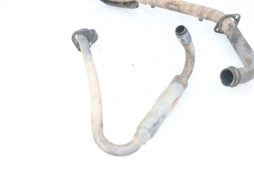 photo de EXHAUST PIPE HONDA XLV VARADERO 125 (2000 - 2006) - High-resolution close-up