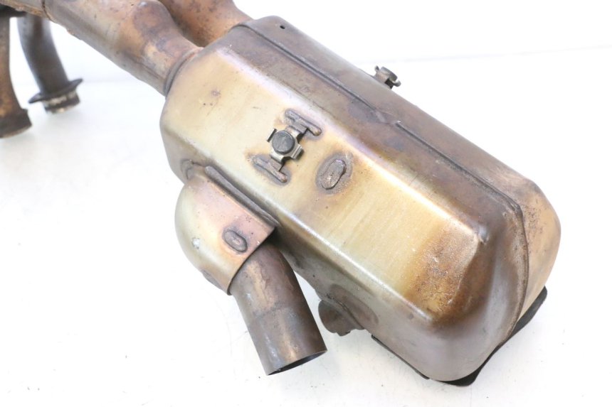 photo de EXHAUST PIPE YAMAHA YZF R6 600 (2008 - 2009) - Distinctive features