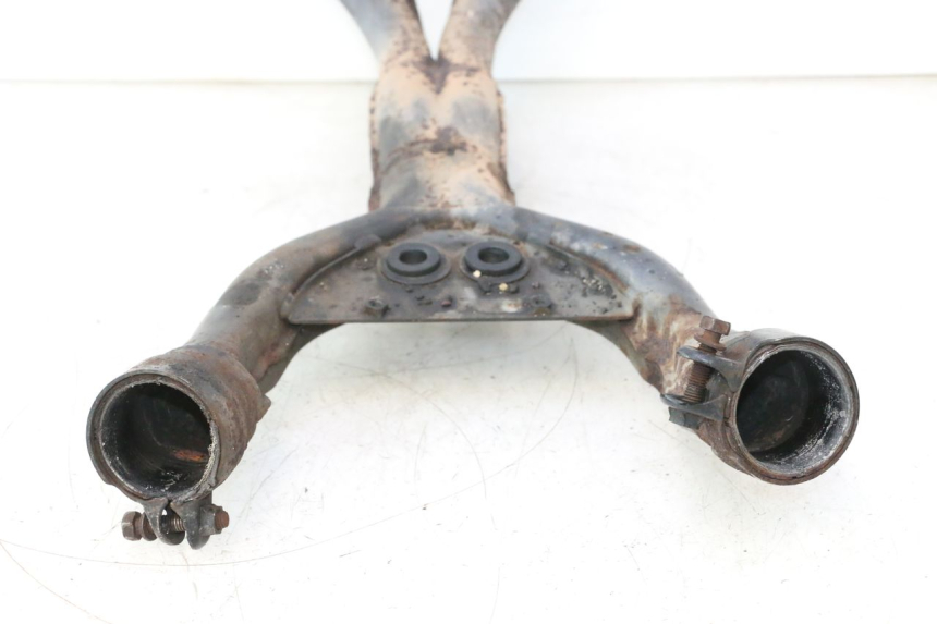 photo de EXHAUST PIPE KAWASAKI ZZR 600 (1995 - 2004) - Fixing points details