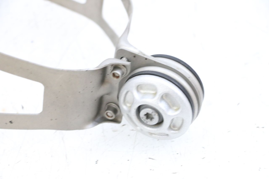 photo de EXHAUST CLAMP BMW R GS 1250 (2021 - 2024) - Alternative perspective