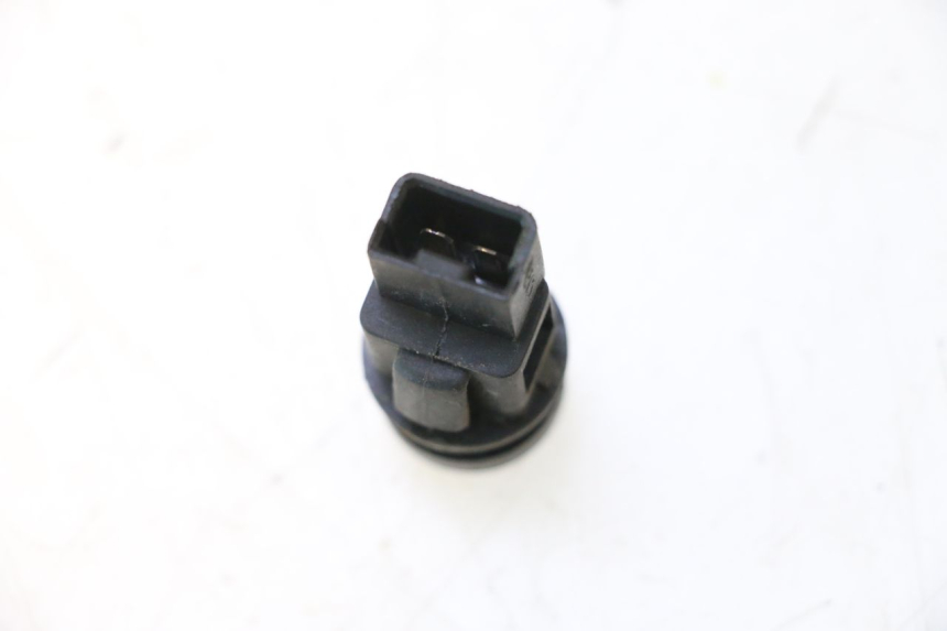 photo de TRACTION CONTROL SWITCH PIAGGIO MP3 500 (2016 - 2018) - Component detail