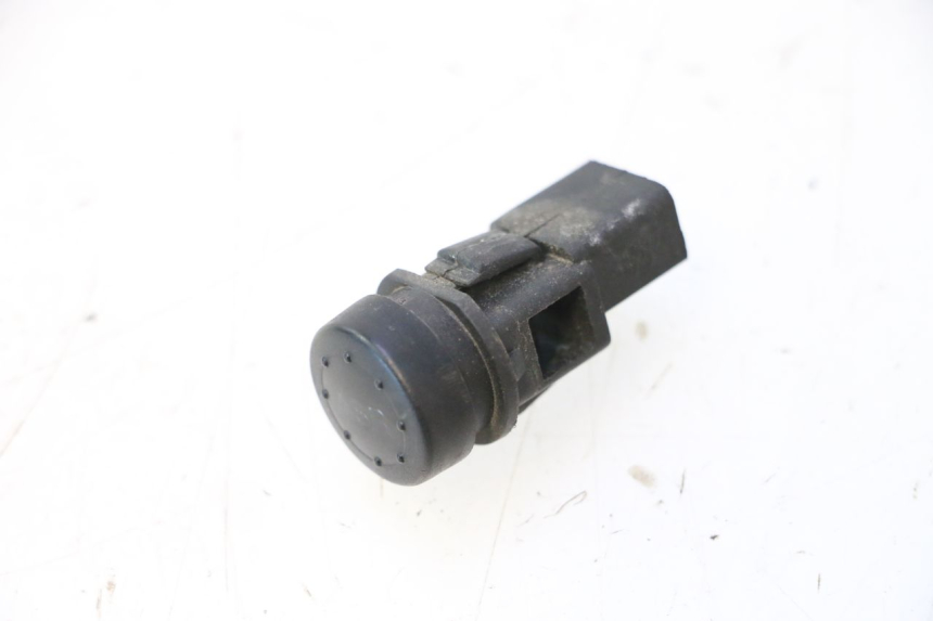 photo de TRACTION CONTROL SWITCH PIAGGIO MP3 500 (2016 - 2018) - Zoom on usage condition