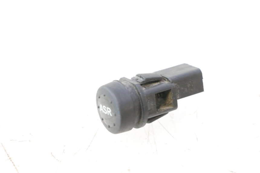 photo de TRACTION CONTROL SWITCH PIAGGIO MP3 500 (2016 - 2018) - Component detail