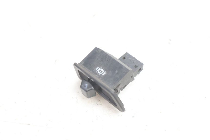 photo de TURN SIGNAL SWITCH APRILIA ATLANTIC S 125 (2010 - 2013) - Component detail
