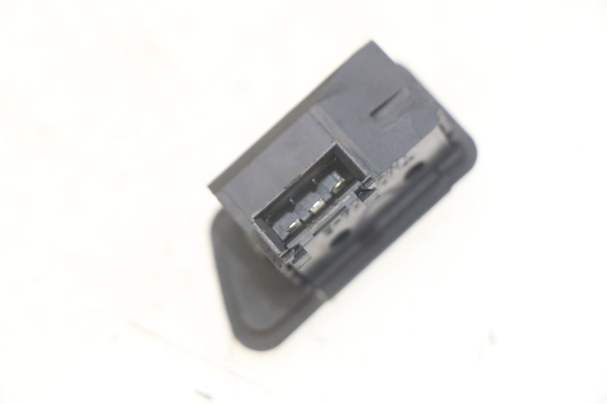 photo de TURN SIGNAL SWITCH TGB CITY 2 50 (2009 - 2013) - Zoom on usage condition