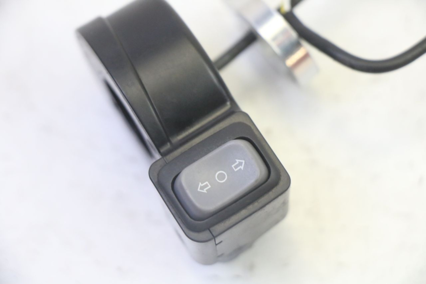 photo de TURN SIGNAL SWITCH SEGWAY NINEBOT F65I 1 - Component detail