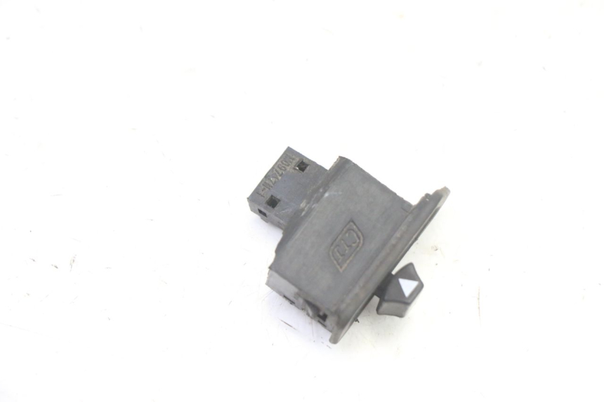 photo de TURN SIGNAL SWITCH SYM FIDDLE 3 III 125 (2014 - 2020) - Zoom on usage condition