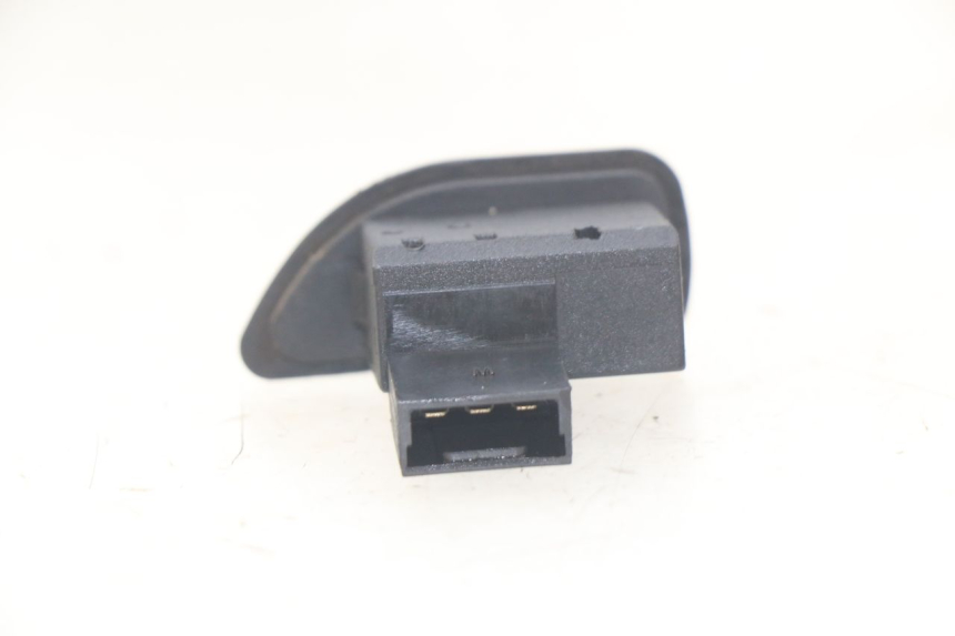 photo de TURN SIGNAL SWITCH PIAGGIO LIBERTY 4T 50 (2004 - 2008) - Component detail