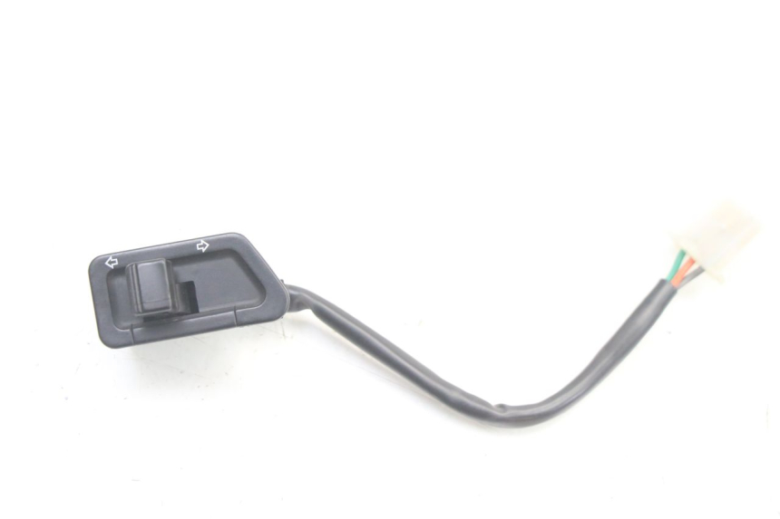 photo de TURN SIGNAL SWITCH MBK OVETTO ONE 2T 50 (2013 - 2017) - Main view