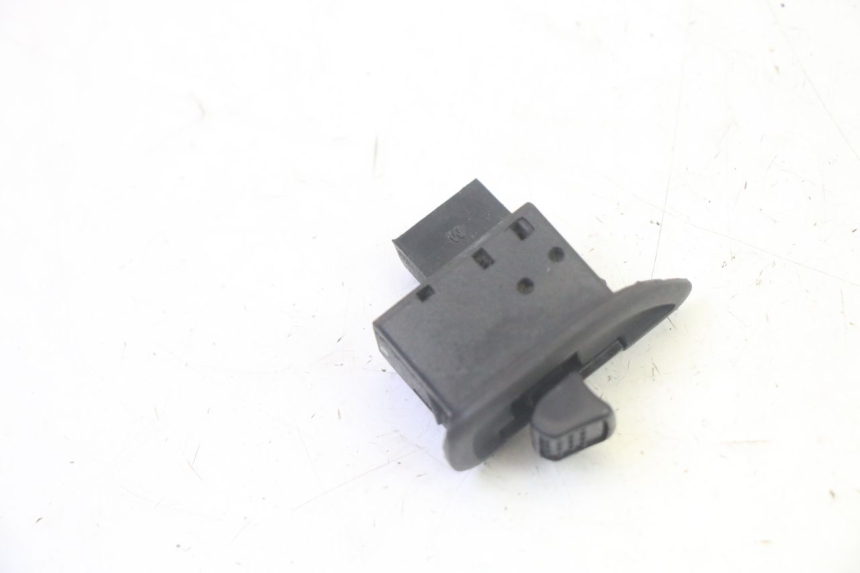photo de TURN SIGNAL SWITCH PIAGGIO MP3 125 (2006 - 2014) - Component detail