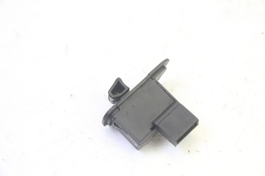 photo de TURN SIGNAL SWITCH PIAGGIO MP3 125 (2006 - 2014) - Zoom on usage condition
