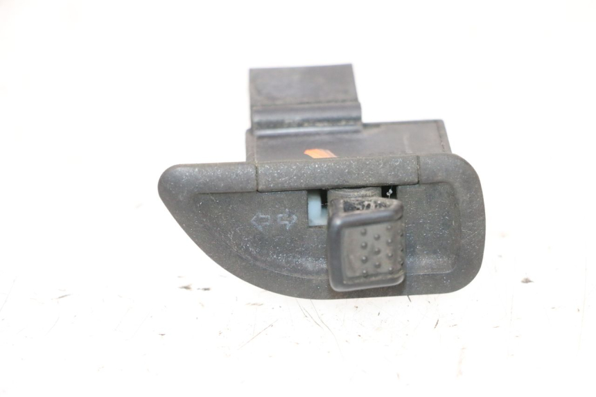 photo de TURN SIGNAL SWITCH PIAGGIO MP3 RL 250 (2006 - 2010) - Main view