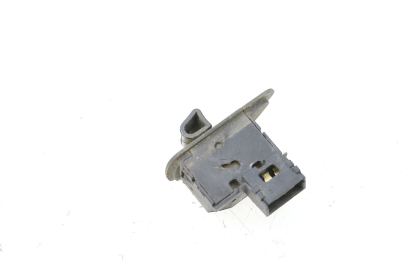 photo de TURN SIGNAL SWITCH PIAGGIO MP3 125 (2006 - 2014) - Zoom on usage condition