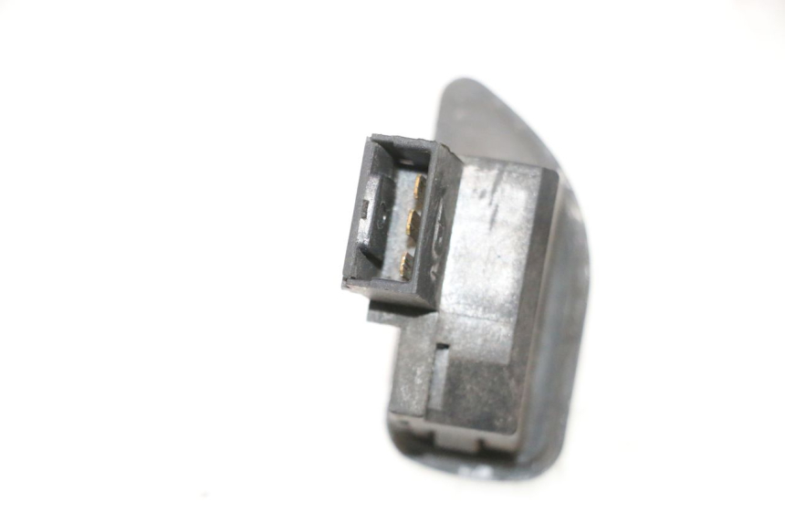 photo de TURN SIGNAL SWITCH PIAGGIO MP3 500 (2011 - 2015) - Zoom on usage condition