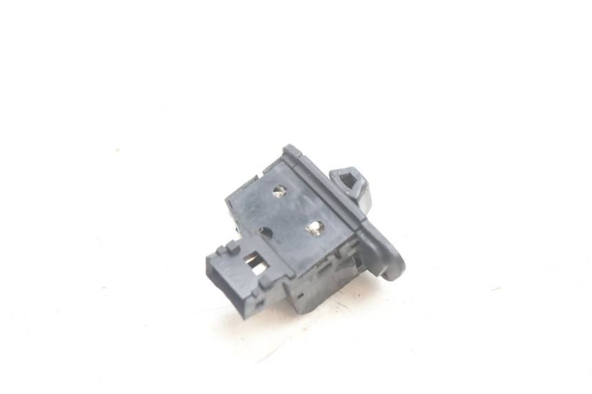 photo de TURN SIGNAL SWITCH KYMCO LIKE 4T 50 (2019 - 2025) - Zoom on usage condition