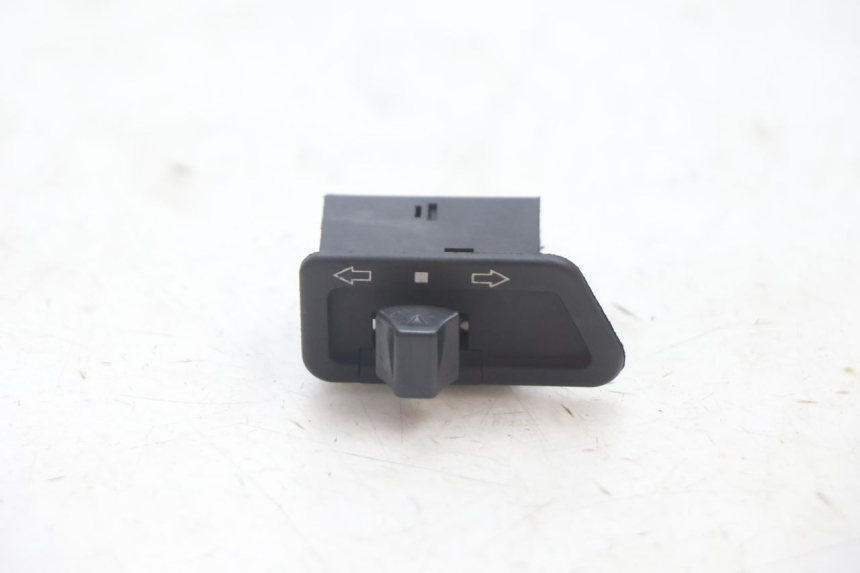 photo de TURN SIGNAL SWITCH IMF INDUSTRIE NEW PACH 2T 50 (2014 - 2020) - Main view