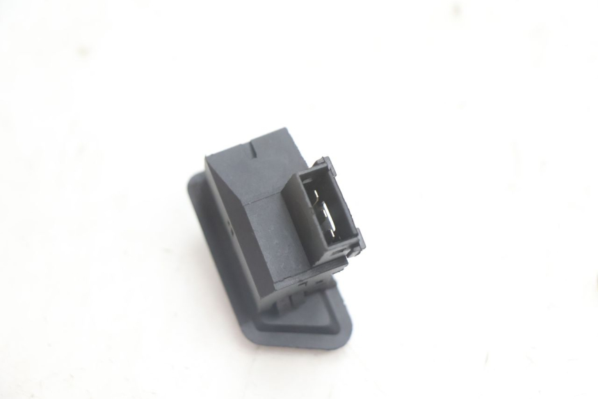 photo de TURN SIGNAL SWITCH IMF INDUSTRIE NEW PACH 2T 50 (2014 - 2020) - Alternative perspective