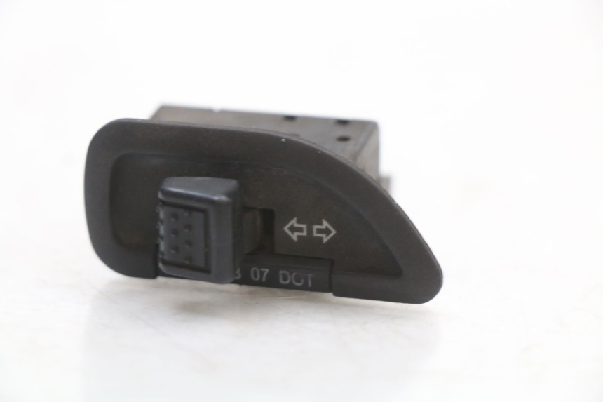 photo de TURN SIGNAL SWITCH PIAGGIO NEW TYPHOON 50 (2018 - 2021) - Main view