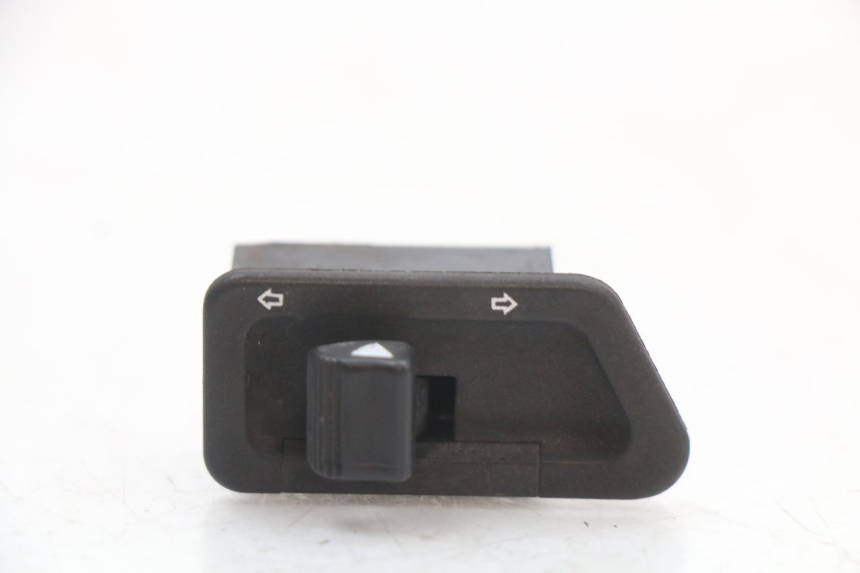 photo de TURN SIGNAL SWITCH HONDA NHX LEAD 110 (2008 - 2010) - Component detail