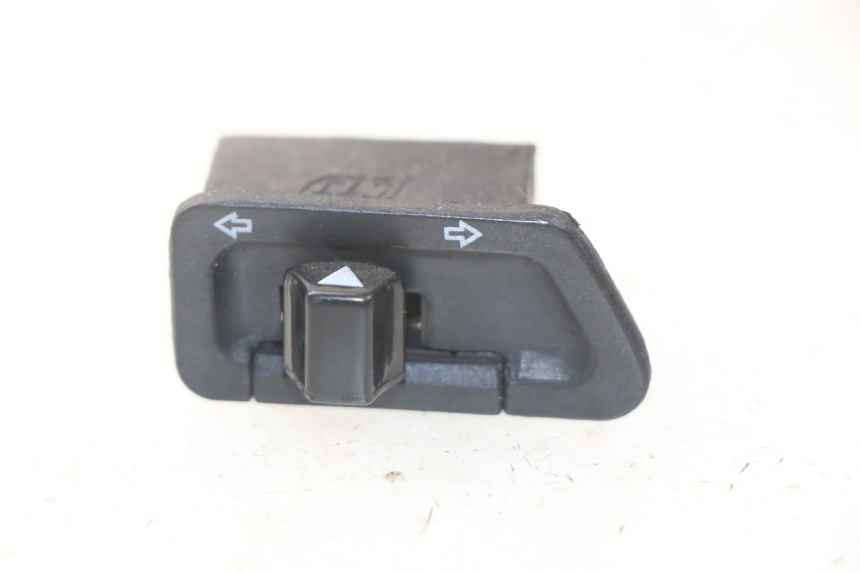 photo de TURN SIGNAL SWITCH SYM ORBIT III 3 4T 50 (2018 - 2021) - Main view
