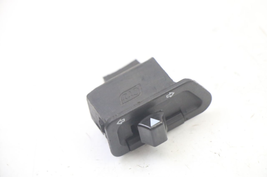 photo de TURN SIGNAL SWITCH SYM ORBIT III 3 4T 50 (2021 - 2025) - Main view