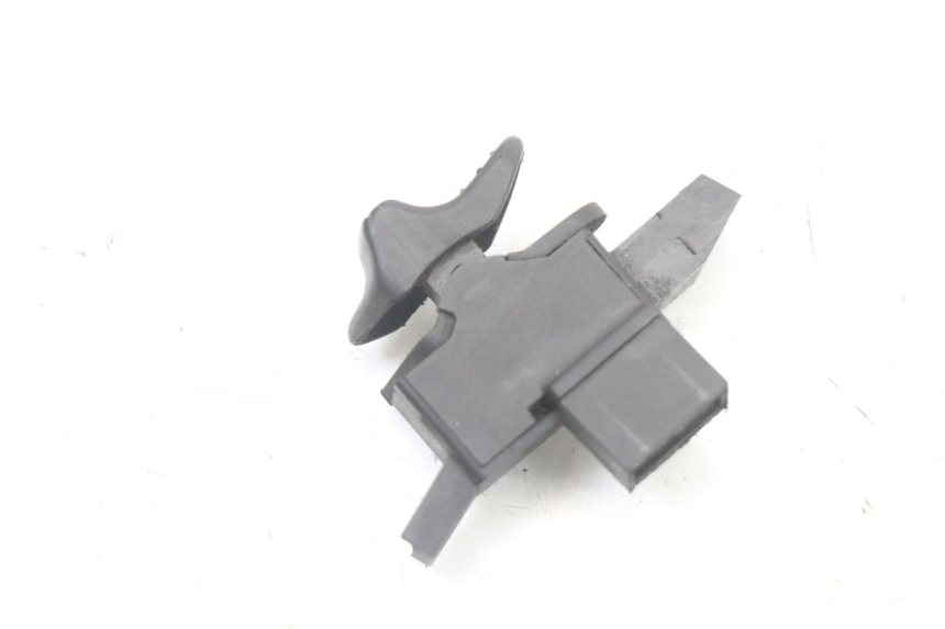 photo de TURN SIGNAL SWITCH PIAGGIO VESPA GRANTURISMO 125 (2003 - 2007) - Zoom on usage condition