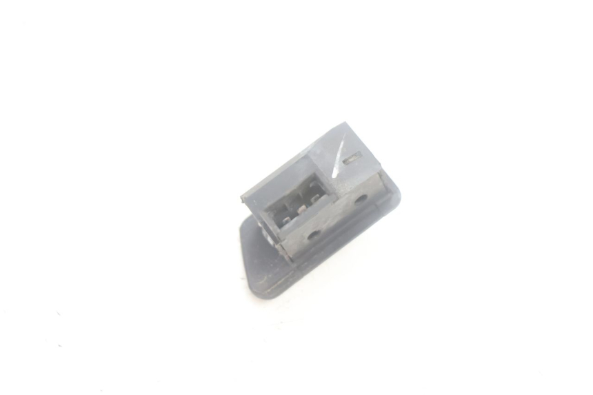 photo de TURN SIGNAL SWITCH HONDA SCV LEAD 100 (2003 - 2007) - Alternative perspective