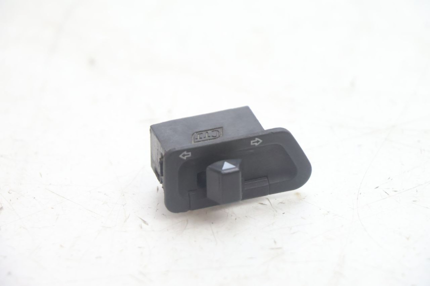 photo de TURN SIGNAL SWITCH PEUGEOT TWEET 4T 50 (2018 - 2022) - Main view