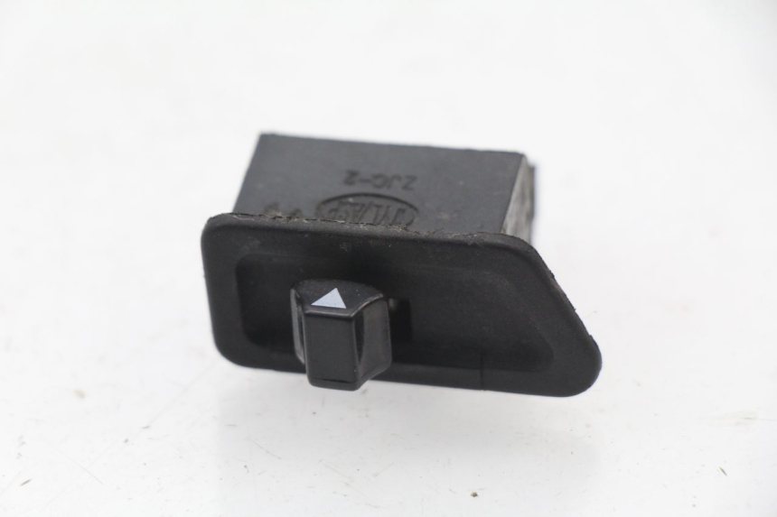 photo de TURN SIGNAL SWITCH REVATTO URBA GT 125 (2007 - 2017) - Main view