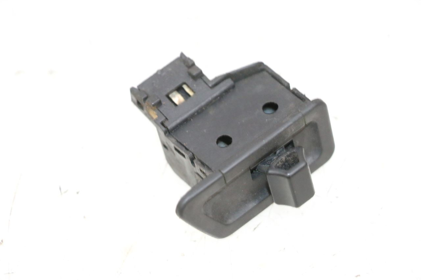 photo de TURN SIGNAL SWITCH YAMAHA XMAX X-MAX 125 (2006 - 2009) - Component detail