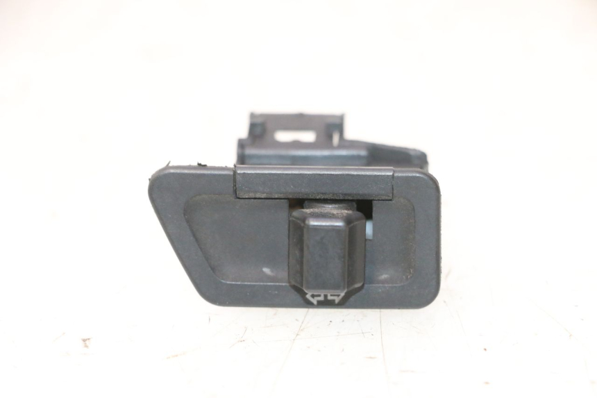 photo de TURN SIGNAL SWITCH YAMAHA XMAX X-MAX 125 (2006 - 2009) - Main view