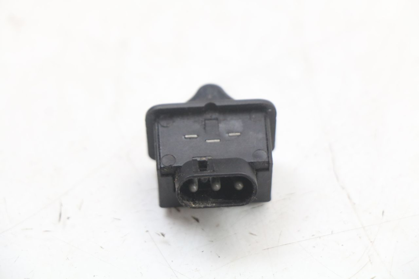 photo de TURN SIGNAL SWITCH PIAGGIO ZIP RST 50 (1996 - 1998) - Technical close-up