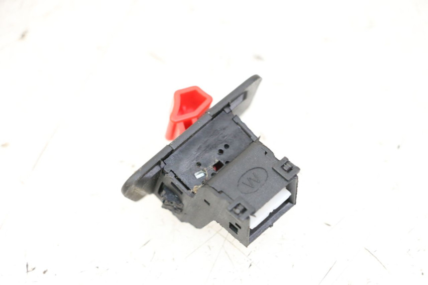 photo de SWITCH ON OFF LONGJIA SHARPY 125 (2020 - 2024) - Zoom on usage condition