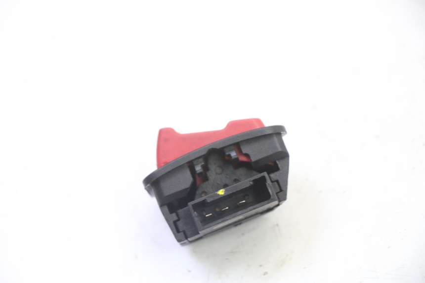 photo de SWITCH ON OFF PIAGGIO MP3 HPE 310 (2024 - 2025) - Zoom on usage condition