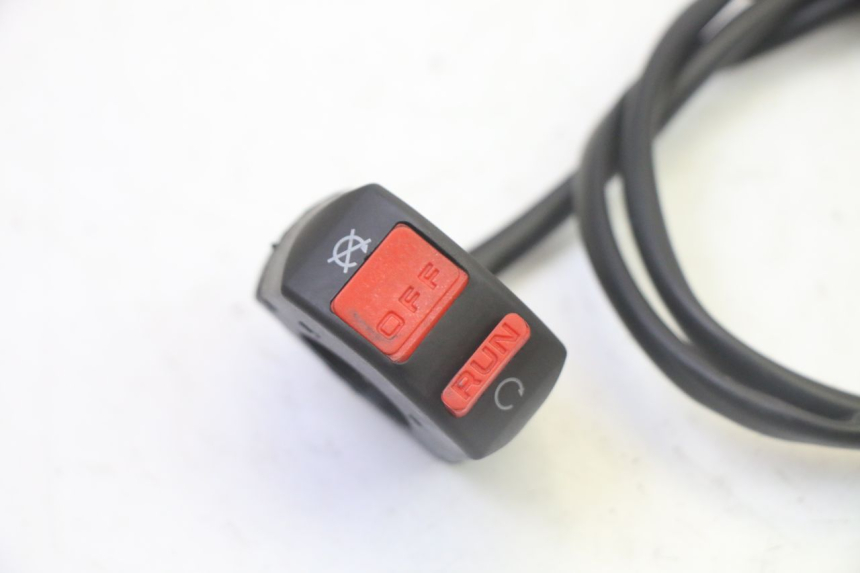 photo de IGNITION SWITCH CONTROL APOLLO RFZ 125 - Zoom on usage condition