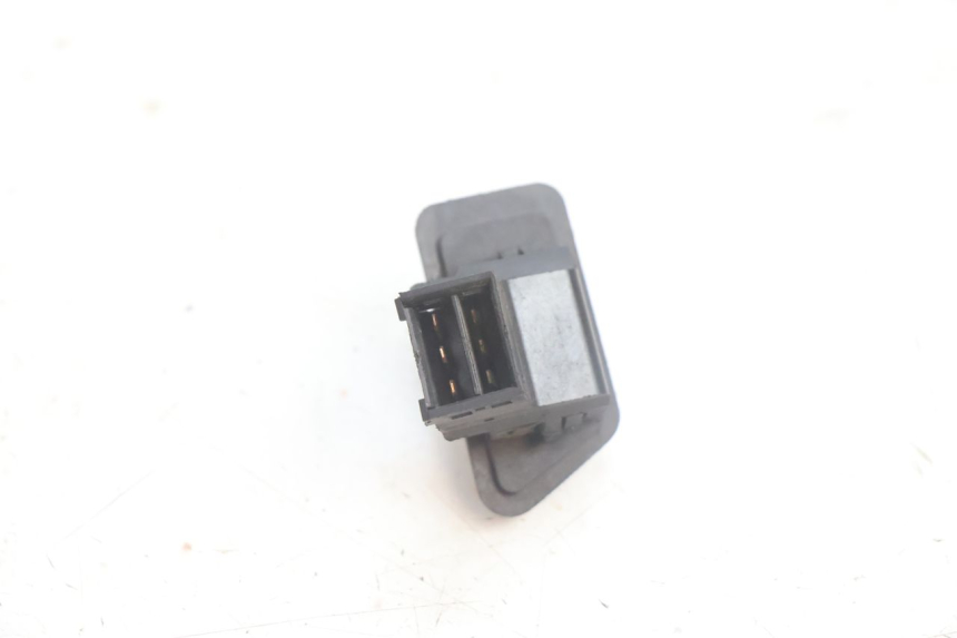 photo de SWITCH ON OFF JM MOTORS SANTANA EVO 50 (2024 - 2026) - Technical close-up