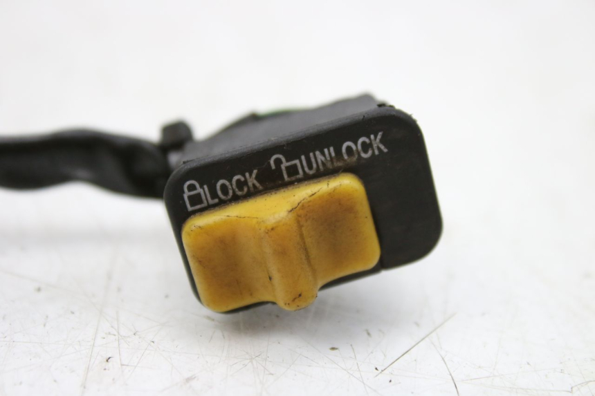 photo de IGNITION SWITCH ASSEMBLY PEUGEOT TWEET 125 (2010 - 2017) - Component detail