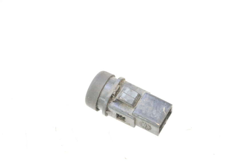 photo de STARTER SWITCH PIAGGIO FLY 2T 50 (2004 - 2017) - Zoom on usage condition
