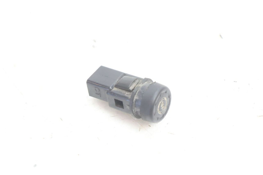 photo de STARTER SWITCH PIAGGIO FLY 2T 50 (2004 - 2017) - Component detail
