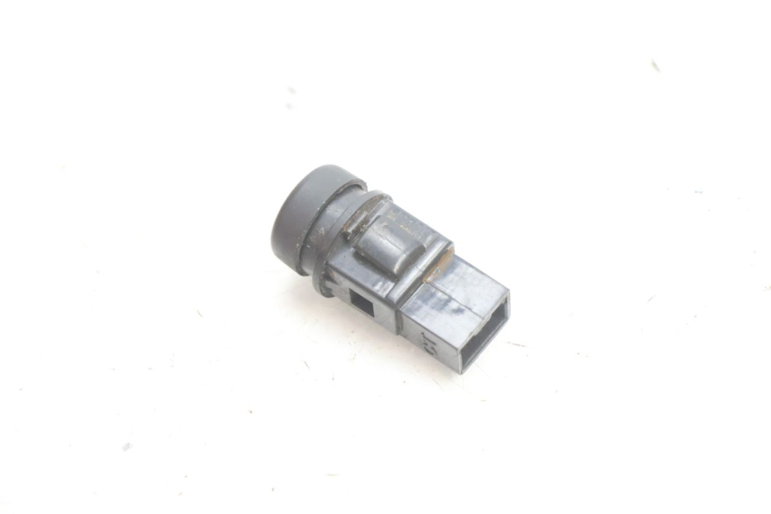 photo de STARTER SWITCH PIAGGIO FLY 2T 50 (2004 - 2017) - Zoom on usage condition