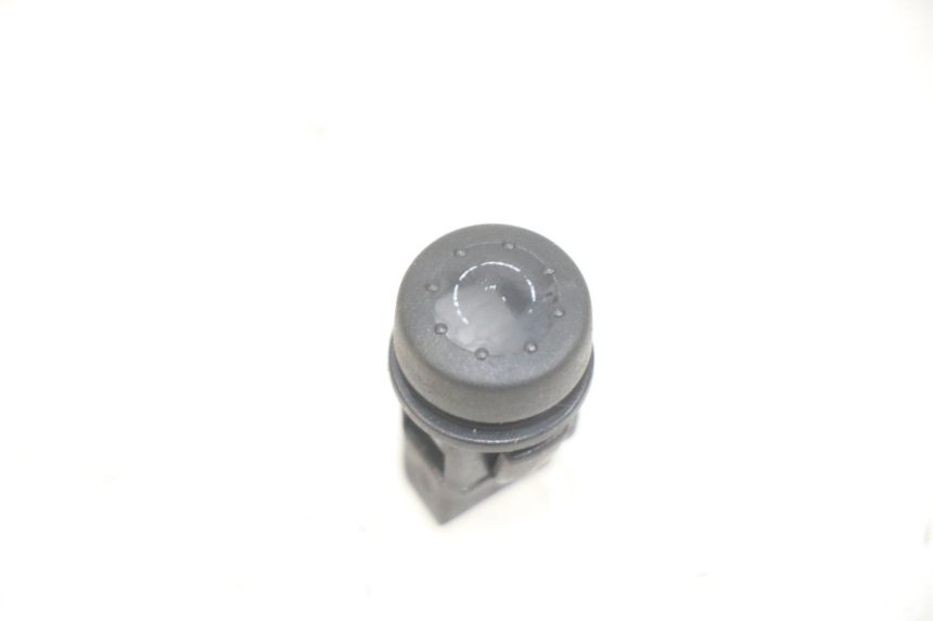 photo de STARTER SWITCH PIAGGIO FLY 125 (2005 - 2012) - Component detail