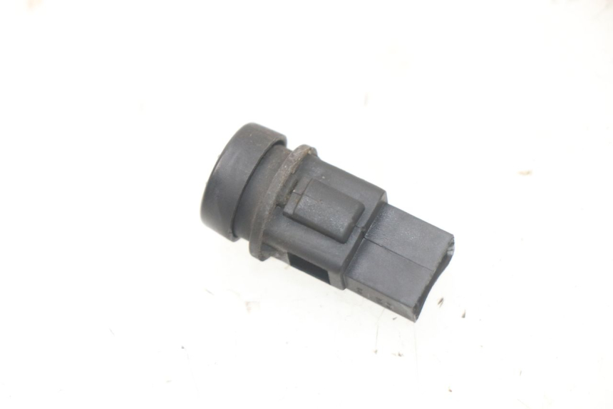 photo de STARTER PIAGGIO LIBERTY 4T 50 (2009 - 2015) - Zoom on usage condition