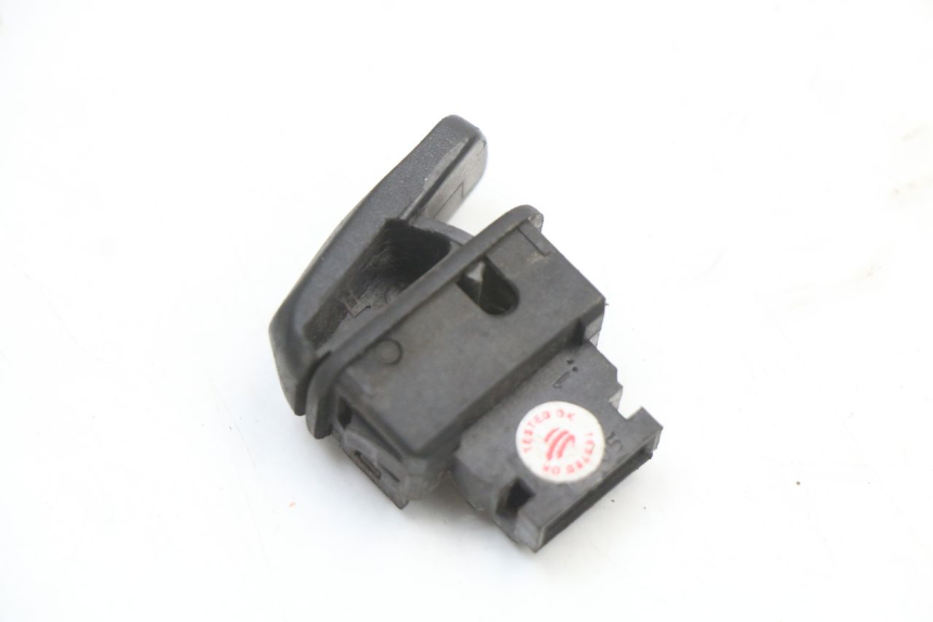 photo de STARTER SWITCH PIAGGIO NEW TYPHOON 50 (2018 - 2021) - Zoom on usage condition